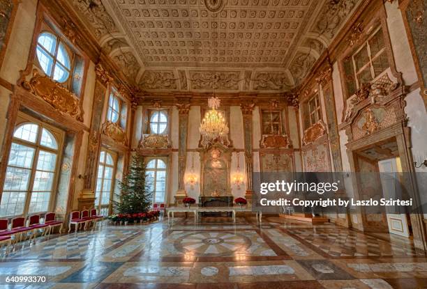 the marble hall in the mirabell - castle mirabell stockfoto's en -beelden