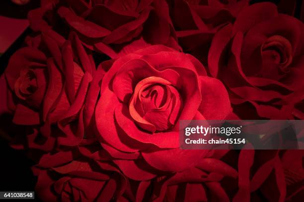 bildbanksillustrationer, clip art samt tecknat material och ikoner med fabric red rose during valentine day for love. - roses background
