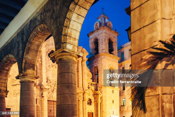 havana cuba cathedral square - havana nights stock pictures, royalty-free photos & images