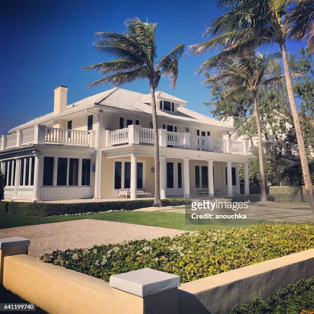 luxury private house in palm beach, florida, usa - palm beach florida stock pictures, royalty-free photos & images