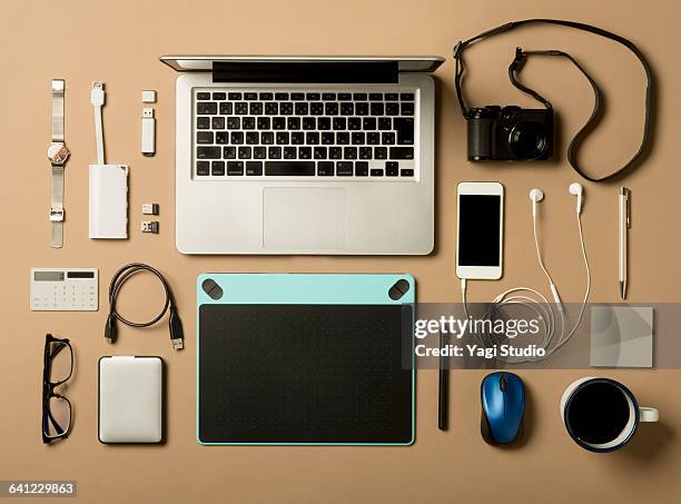 designer daily supplies shot knolling style. - electrical equipment imagens e fotografias de stock