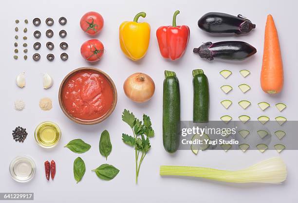 caponata knolling style - pepper vegetable stock-fotos und bilder