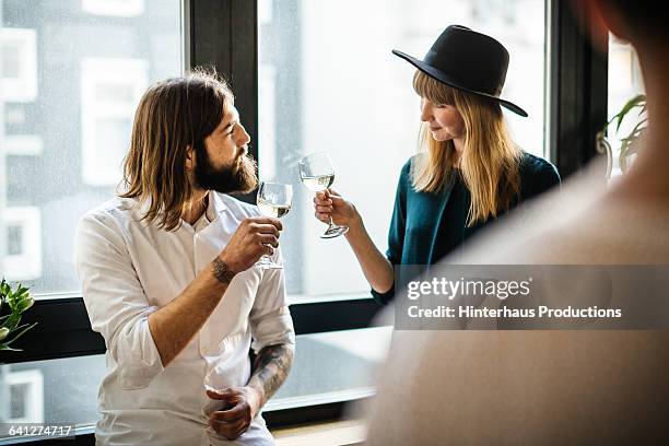 two friends having a drink together - romantisk aktivitet bildbanksfoton och bilder