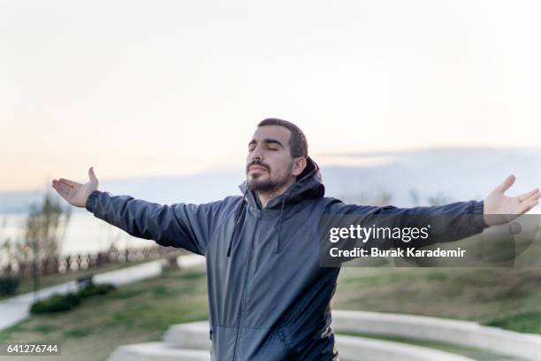 Man Open Arms Hug Photos and Premium High Res Pictures - Getty Images