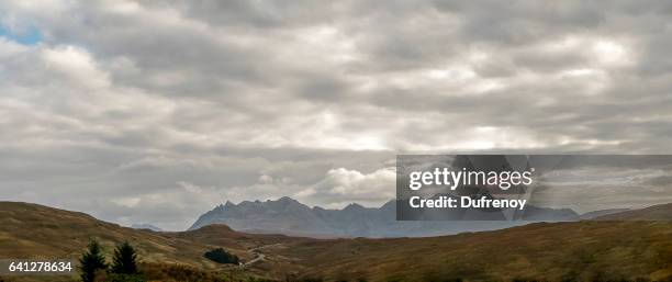 dunvegan, isle of skye, scotland - écosse stock pictures, royalty-free photos & images