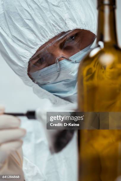 forensic science - dusting for fingerprints stock pictures, royalty-free photos & images