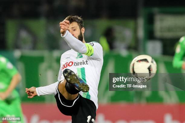 Marco Caligiuri of Greuther Fuerth in action during the DFB Cup match between SpVgg Greuther Fuerth and Borussia Moenchengladbach at Sportpark Ronhof...