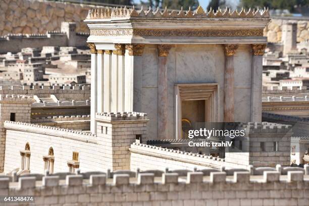 segundo templo.  antiga de jerusalém - templo de jerusalém imagens e fotografias de stock