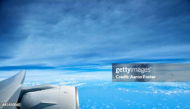 aircraft wing - aircraft planes aaron foster stock pictures, royalty-free photos & images