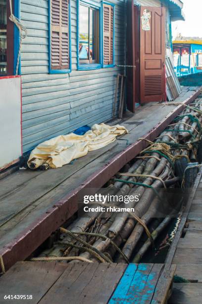 cambodia. siem reap. floating structure on tonle sap lake - chong kneas stock pictures, royalty-free photos & images