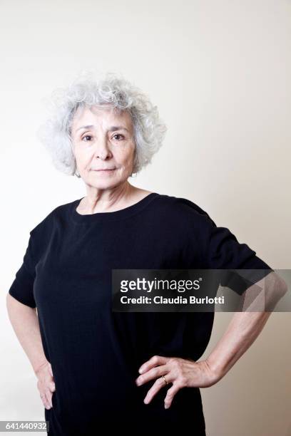 old lady looking confident - waist up stock pictures, royalty-free photos & images
