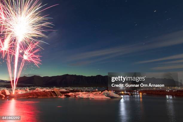 glacier lagoon, iceland - gunnar örn árnason stock-fotos und bilder