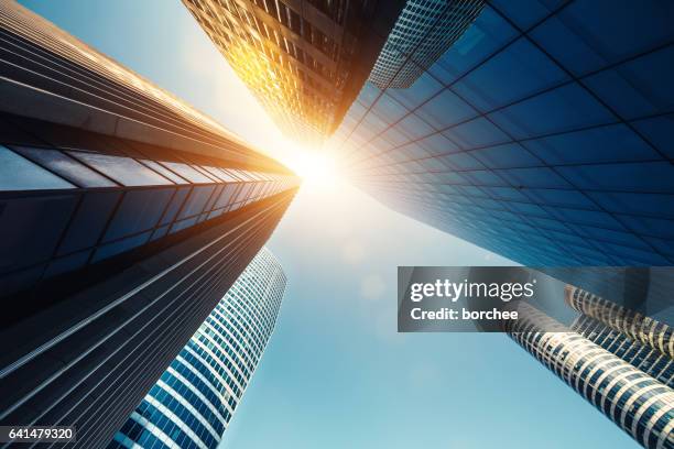 skyscrapers in paris - conveniência imagens e fotografias de stock