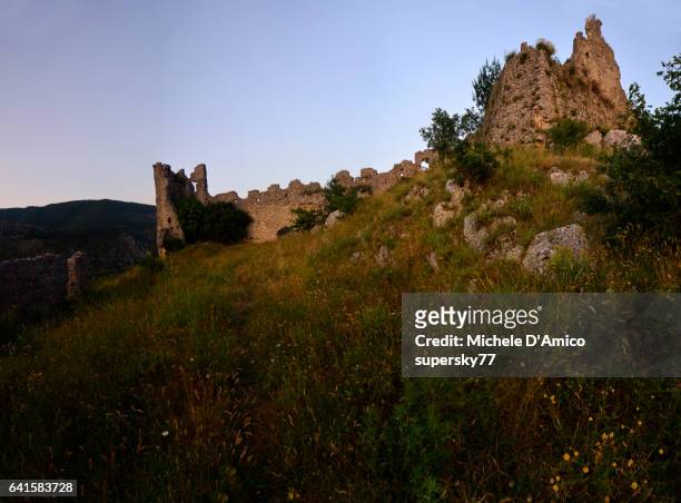 the ruins of the ancient roccasecca castle - supersky77 2014 foto e immagini stock