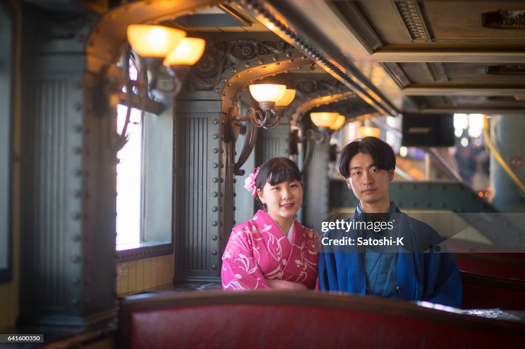 Young Kimono Couple In Antique Interior High-Res Stock Photo - Getty Images