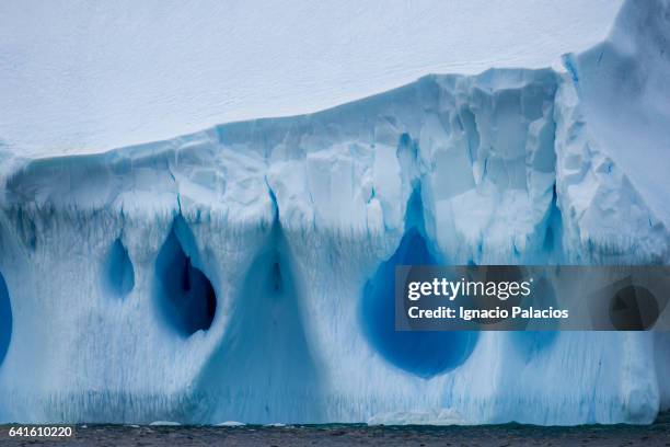 icebergs, south orkneys - south orkney island stock pictures, royalty-free photos & images