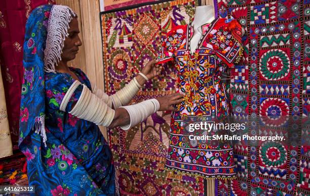 sindhi culture - sindhi culture stock-fotos und bilder