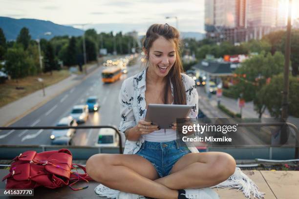 everyday lifestyle - staring at screen stock pictures, royalty-free photos & images