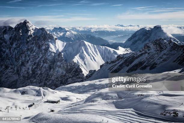 zugspitze outlook - garmisch ski stock pictures, royalty-free photos & images