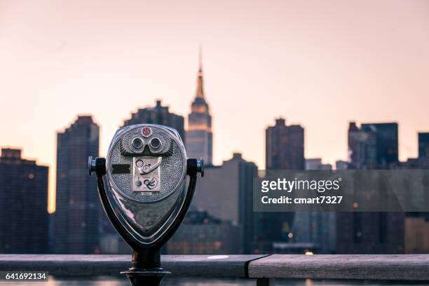 new york view - coin operated binocular nobody stock pictures, royalty-free photos & images