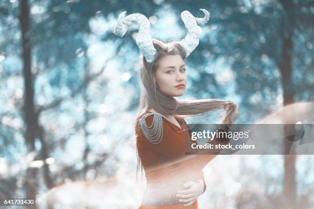 surrealistisch nimf in het bos - capricorn symbol stockfoto's en -beelden