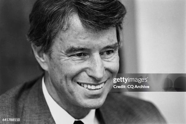 Don Rep 13 Don Bonker Stock Photos, High-Res Pictures, and Images - Getty Images
