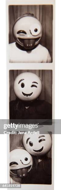 emoji faces - passfoto stock-fotos und bilder