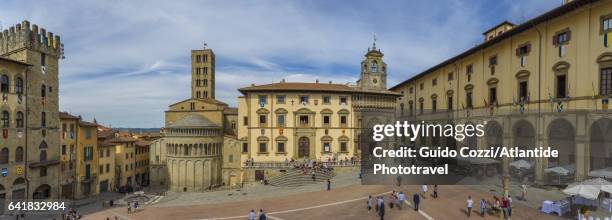 view of piazza (square) grande - arezzo stockfoto's en -beelden