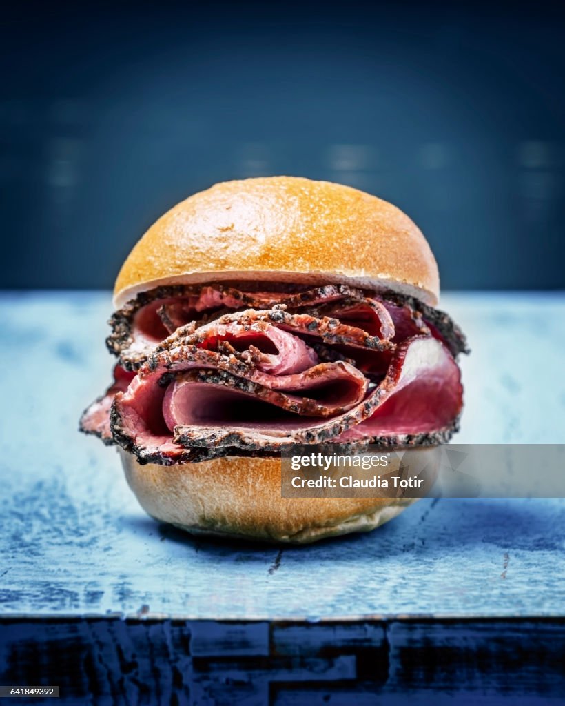 Pastrami burger