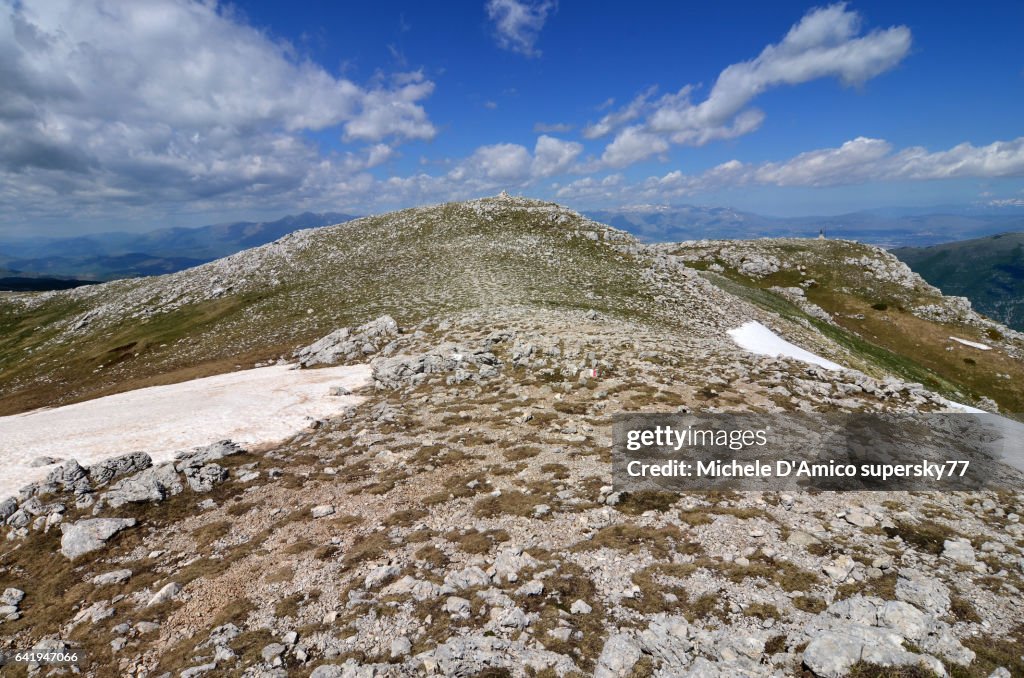 Barren alpine slopes in the Appennines