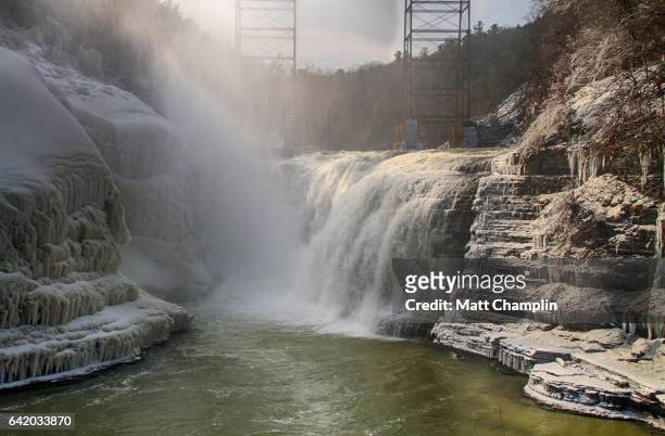lower falls in letchworth state pakr - rochester new york state imagens e fotografias de stock