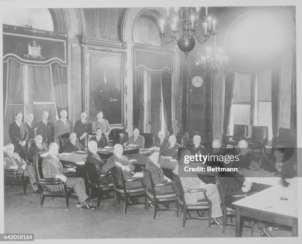 Roosevelt Holds Final Meeting with Cabinet. Governor Franklin D. Roosevelt had his last meeting with his cabinet December 15th at Albany, New York,...