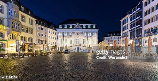 germany, bonn, view to town hall at marketplace before sunrise - bonn germany stock pictures, royalty-free photos & images