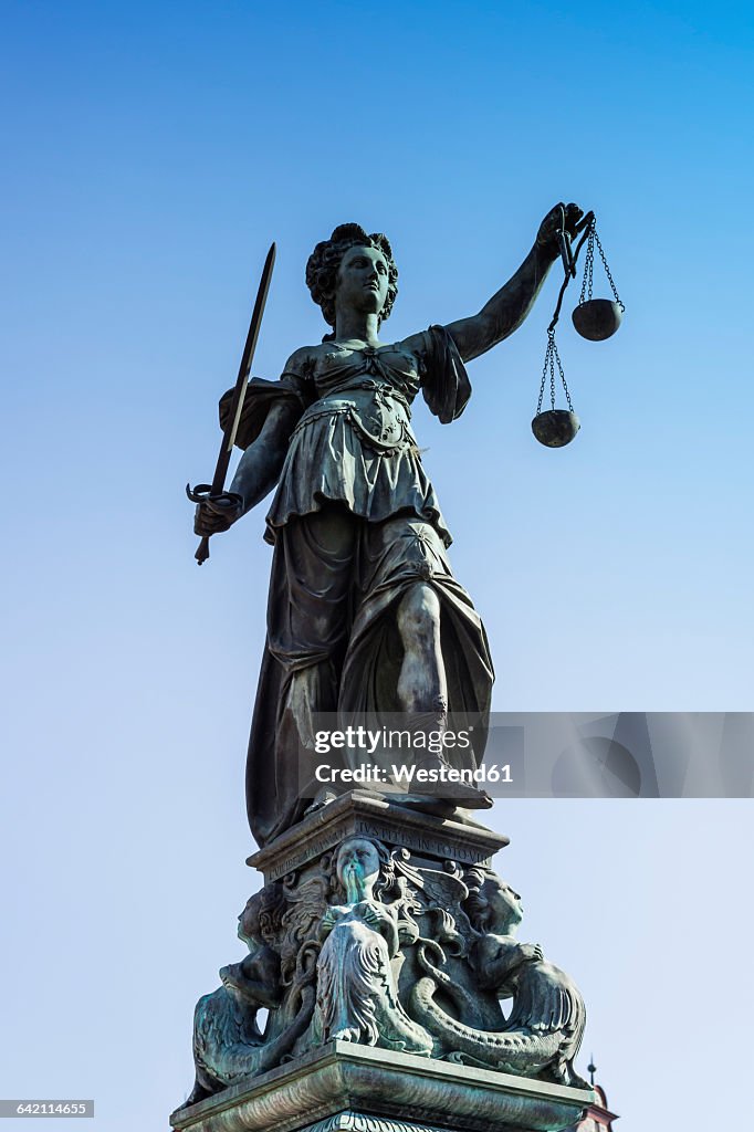 Germany, Frankfurt, Fountain of Justice, sculpture of Justitia