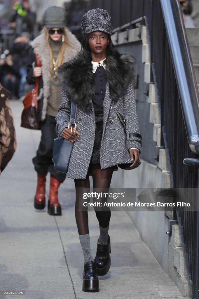 Marc Jacobs - February 2017 - New York Fashion Week: The Shows