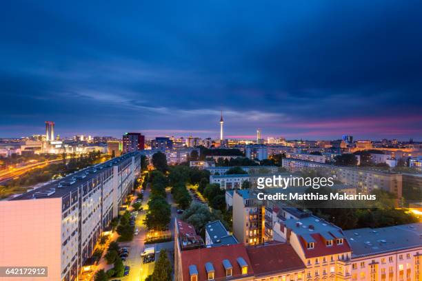 berlin summer night skyline - berlin night stock-fotos und bilder