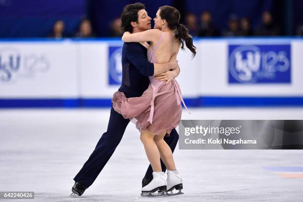 Tessa Virtue and Scott Moir of Canada compete in the Ice Dance Free Dance during ISU Four Continents Figure Skating Championships - Gangneung -Test...