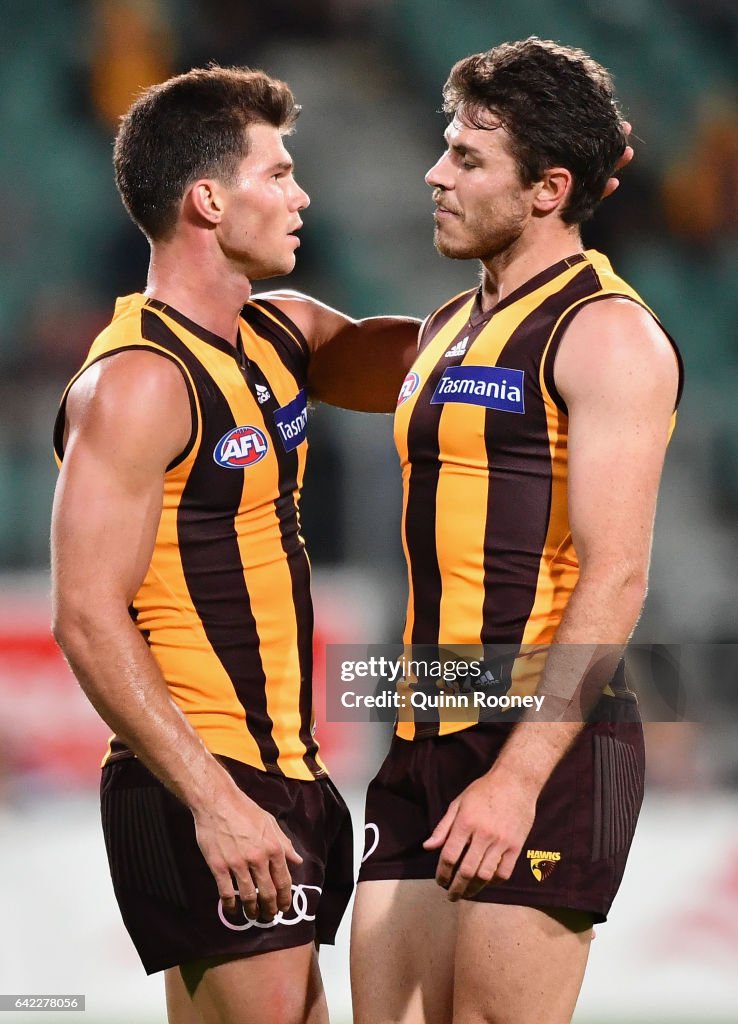 Hawthorn v Geelong - 2017 JLT Community Series