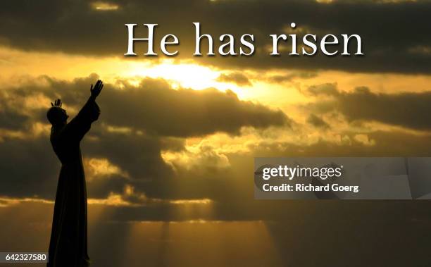 christ has risen - easter morning ressurection stock-fotos und bilder