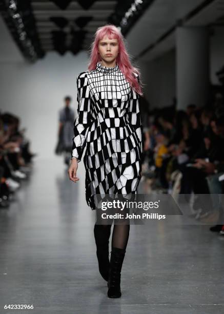 Model walks the runway at the Bora Aksu show during the London Fashion Week February 2017 collections on February 17, 2017 in London, England.