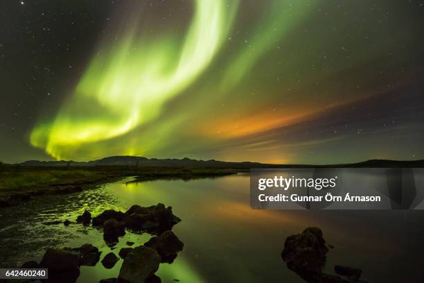 aurora - gunnar örn árnason stock-fotos und bilder