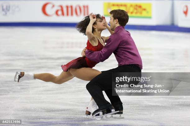 Liubov Ilyushechkina and Dylan Moscovitch of Canada compete in the Pairs free program during ISU Four Continents Figure Skating Championships -...