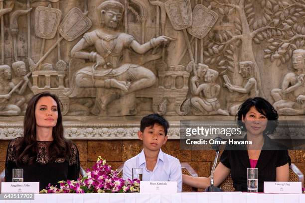 Angelina Jolie , Mun Kimhak and author Loung Ung hold a press conference ahead of the premiere of their new movie "First They Killed My Father" set...