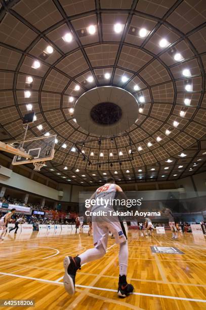 Josh Harrellson of the Osaka Evessa in action during the B.League game between Toshiba Kawasaki Brave Thunders and Osaka Evessa at Hiratsuka General...