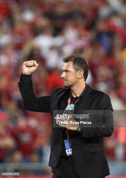 Tony Popovic, coach of the Wanderers, thanks the crowd after the round 20 A-League match between the Western Sydney Wanderers and Sydney FC at ANZ...