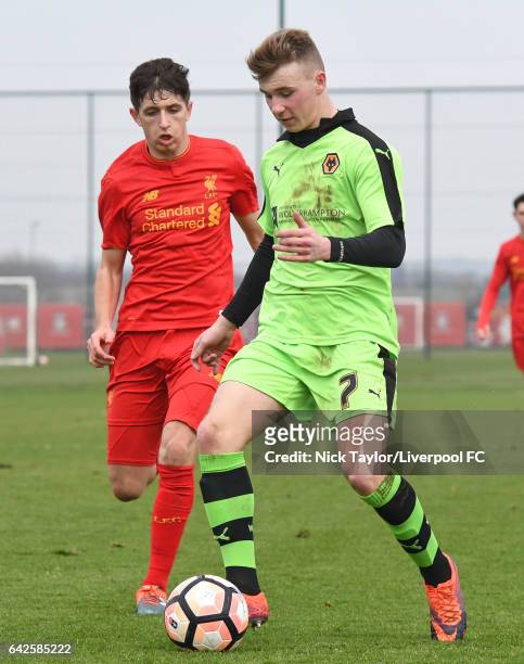 Anthony Driscoll-Glennon of Liverpool and Joshua Hesson of Wolverhampton Wanderers in action during the Liverpool v Wolverhampton Wanderers U18...