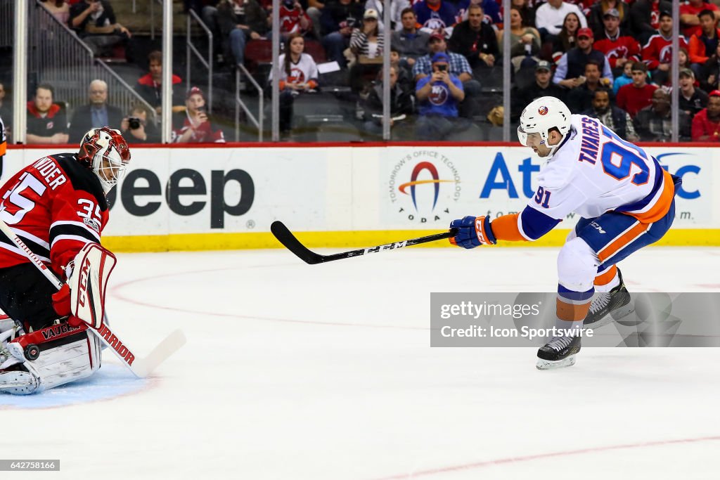 NHL: FEB 18 Islanders at Devils