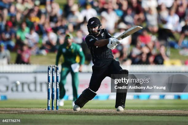 Dean Brownlie of New Zealand bats during the First One Day International match between New Zealand and South Africa at Seddon Park on February 19,...