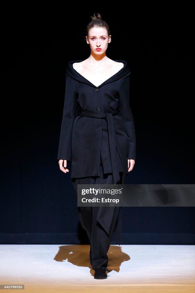 CHALAYAN - Runway - LFW February 2017