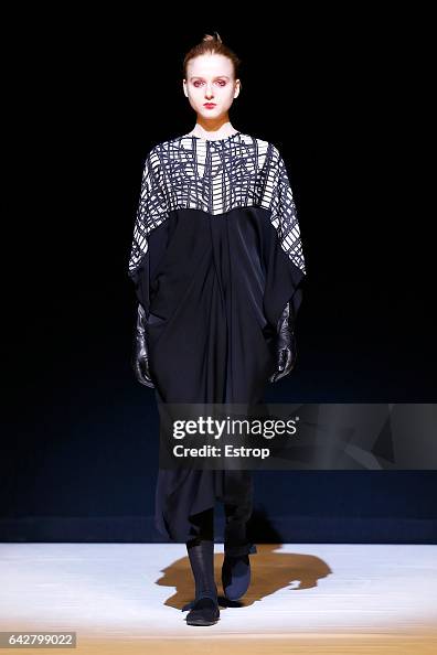 CHALAYAN - Runway - LFW February 2017 CHALAYAN - Runway - LFW February 2017